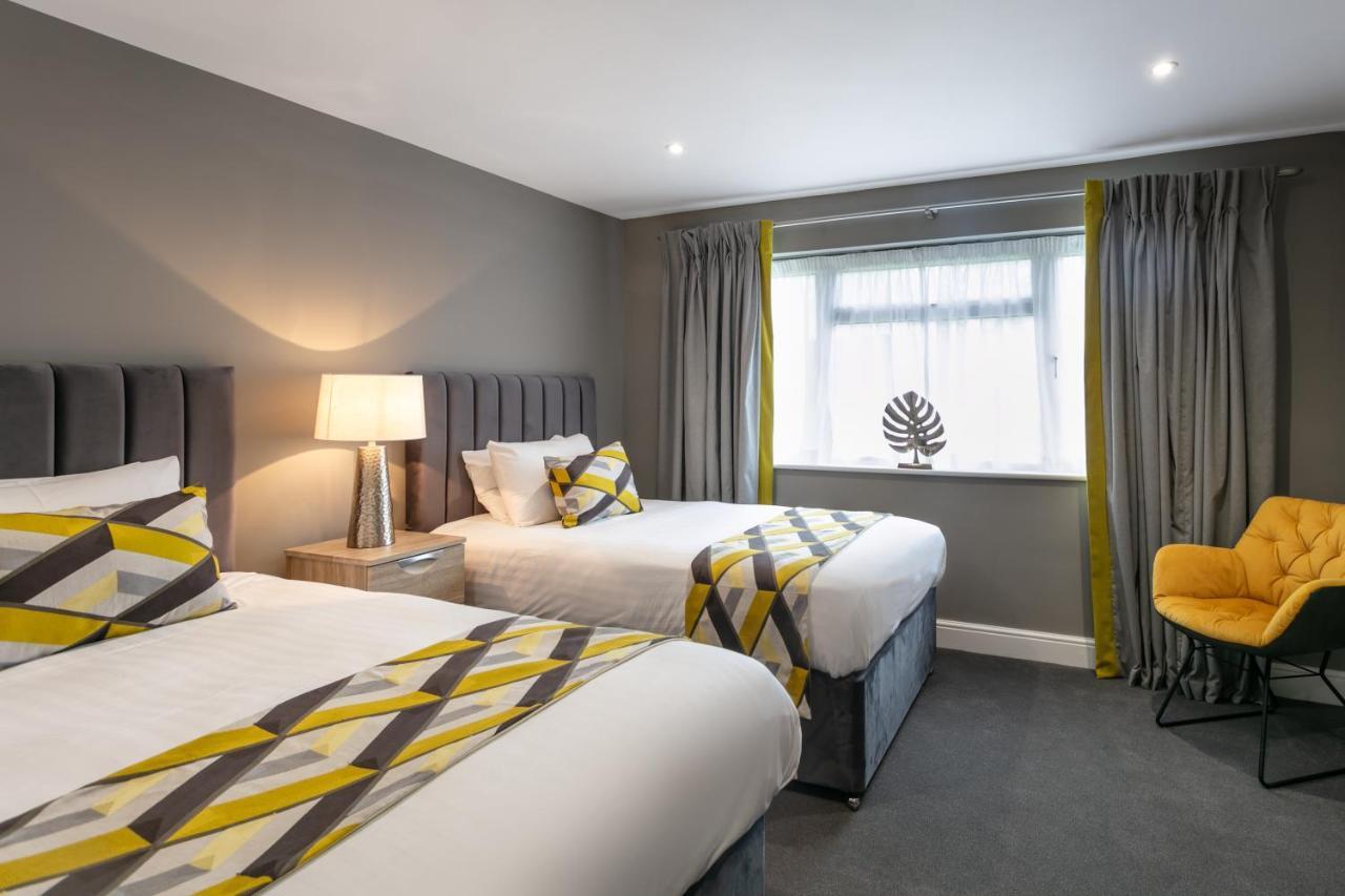 Roydon Marina Village Hotel Eksteriør billede