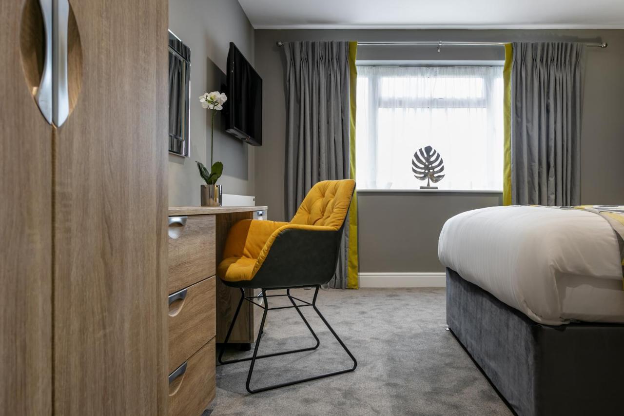 Roydon Marina Village Hotel Eksteriør billede