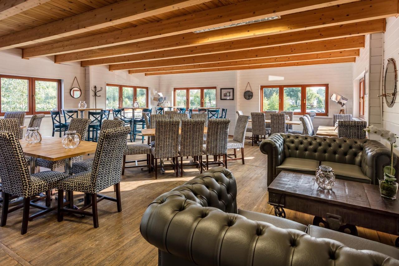 Roydon Marina Village Hotel Eksteriør billede